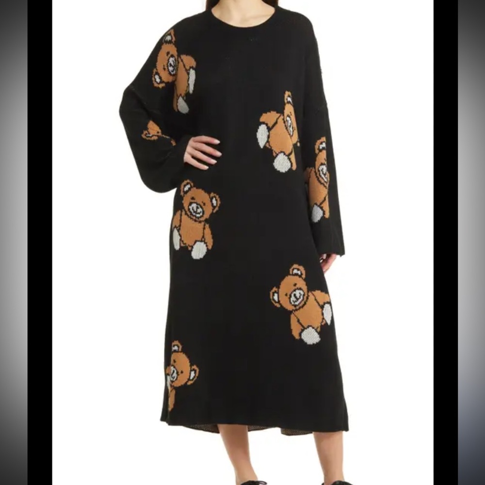 Dressed in Lala Literally Limitless Oversized Knit Dress in Teddy Bears 4ever - Picture 6 of 10